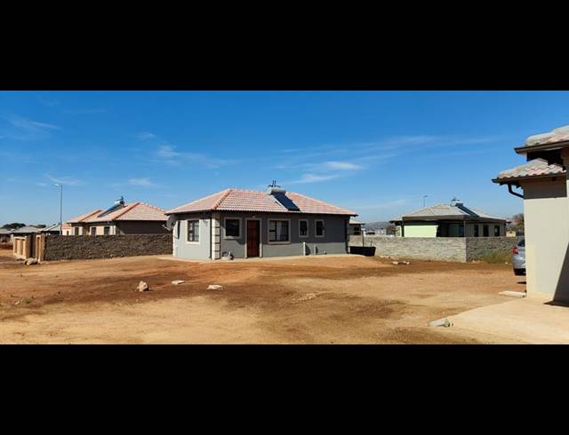 3 BEDROOM HOUSE FOR SALE IN WINDMILL PARK